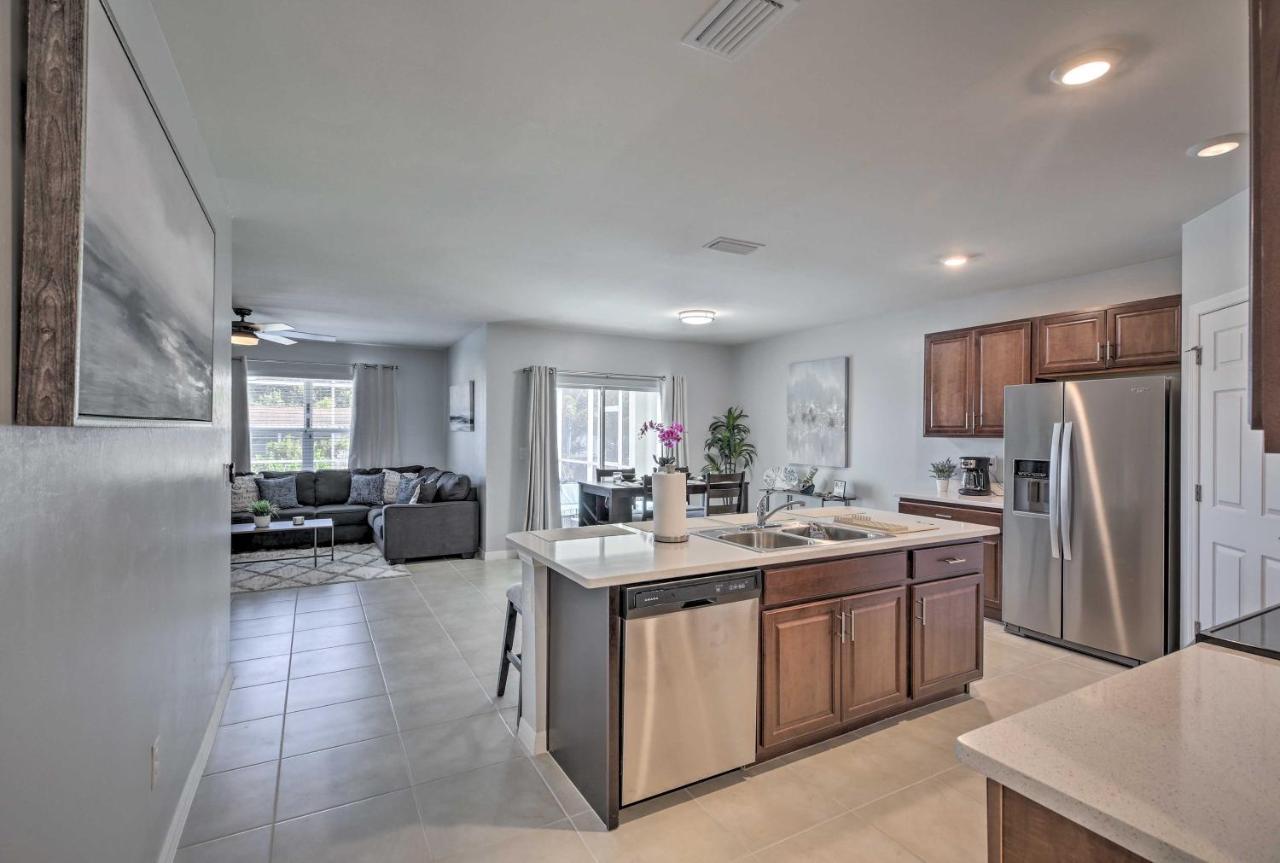Modern Home With Heated Pool, 3 Mi To Beach 珊瑚角 外观 照片
