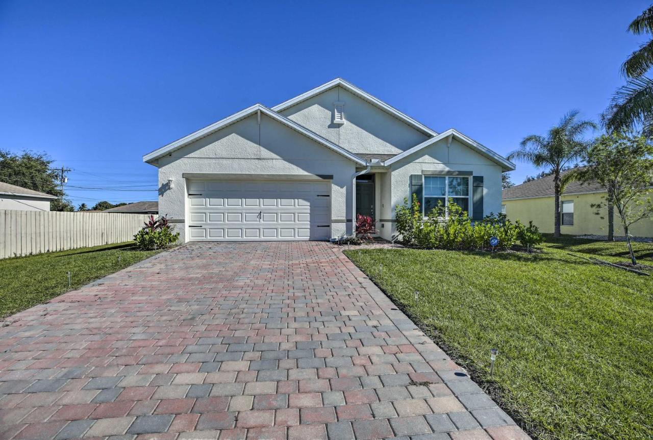 Modern Home With Heated Pool, 3 Mi To Beach 珊瑚角 外观 照片
